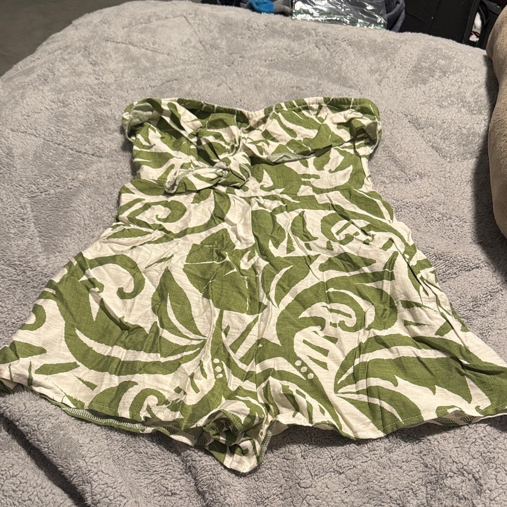 SHEIN Green and Cream Romper